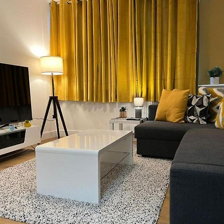 Modern And Stylish 1Bed Flat Apartment Barking  Ngoại thất bức ảnh