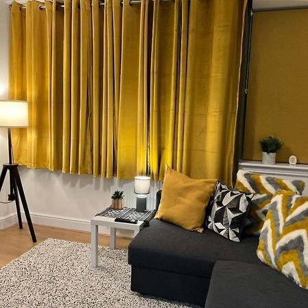 Modern And Stylish 1Bed Flat Apartment Barking  Ngoại thất bức ảnh