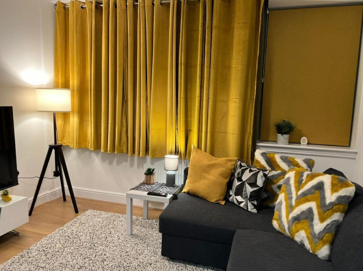 Modern And Stylish 1Bed Flat Apartment Barking  Ngoại thất bức ảnh