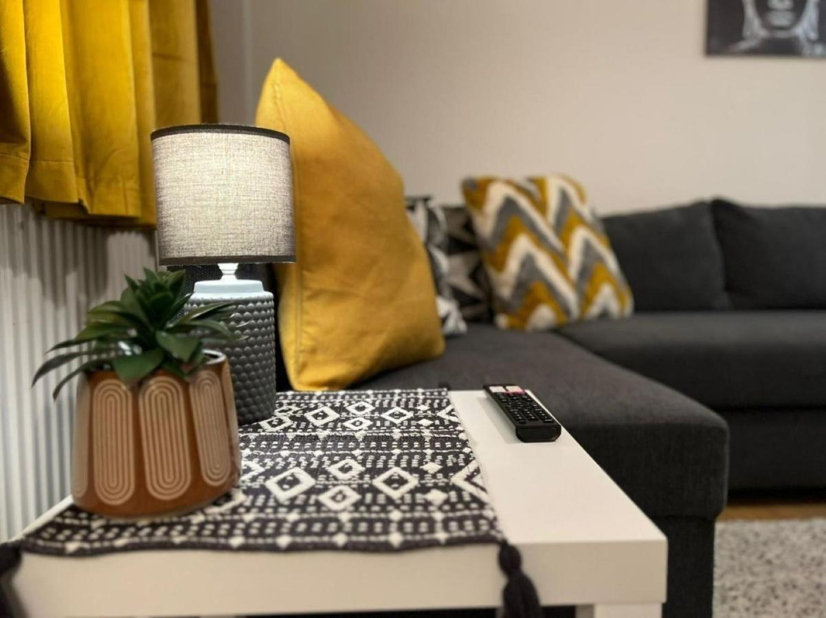 Modern And Stylish 1Bed Flat Apartment Barking  Ngoại thất bức ảnh